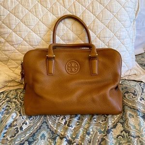 Tory Burch 3 zipper purse 👜